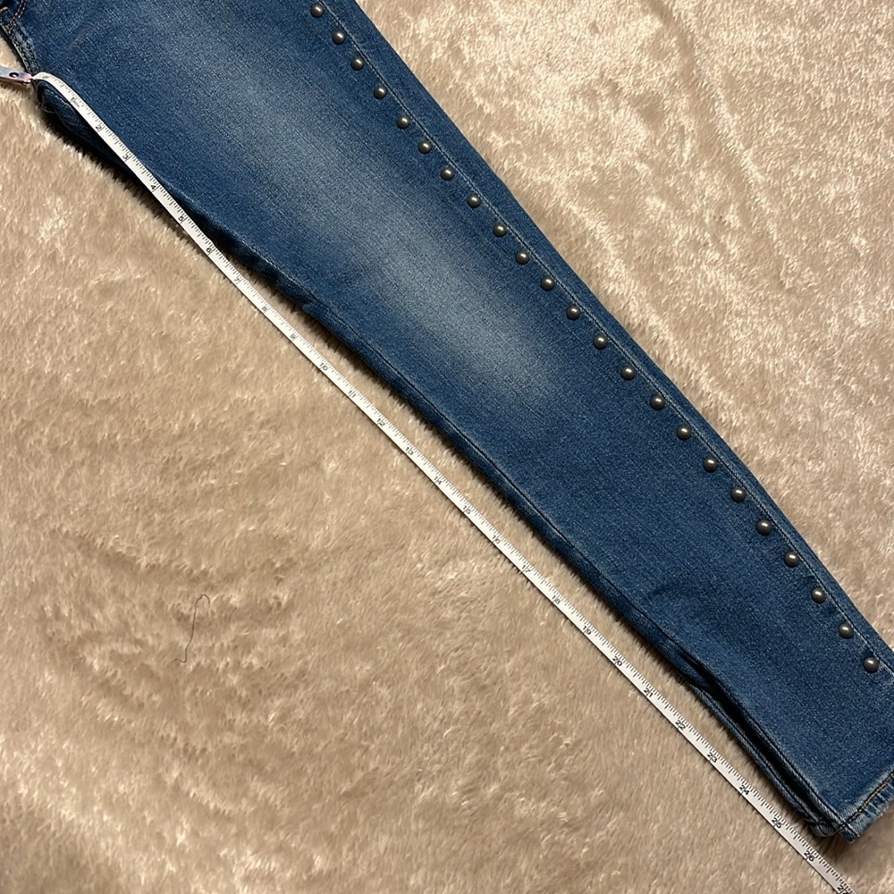 LEVI’S 711 Skinny Jeans - Picture 14 of 14